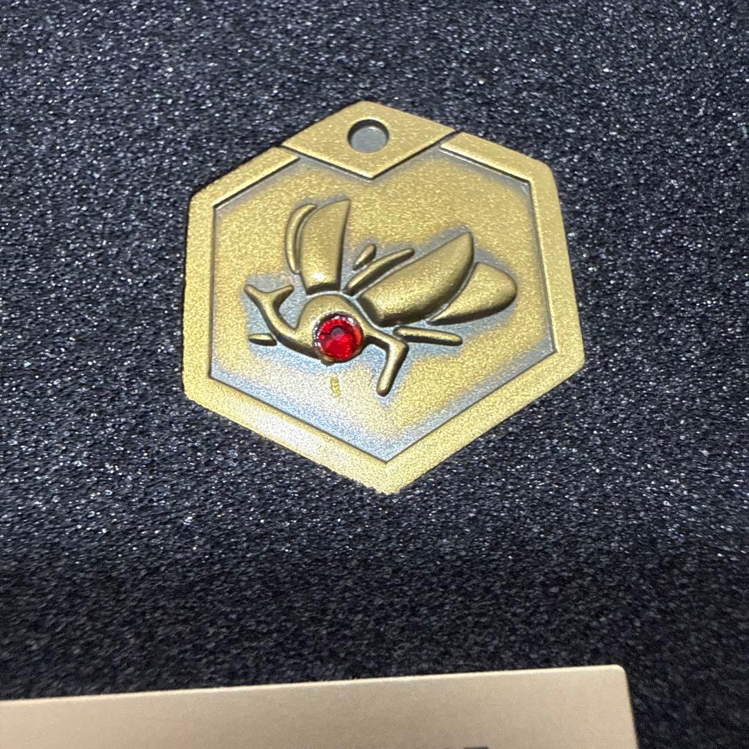 メダロット 20周年記念 1/1スケール カブト・クワガタメダル