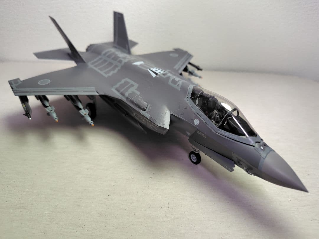 タミヤ F-35A 1/48スケール プラモデル完成品