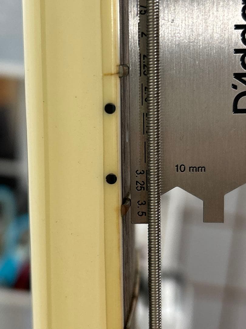 Burns London Bison Bass White エレキベース 廃盤