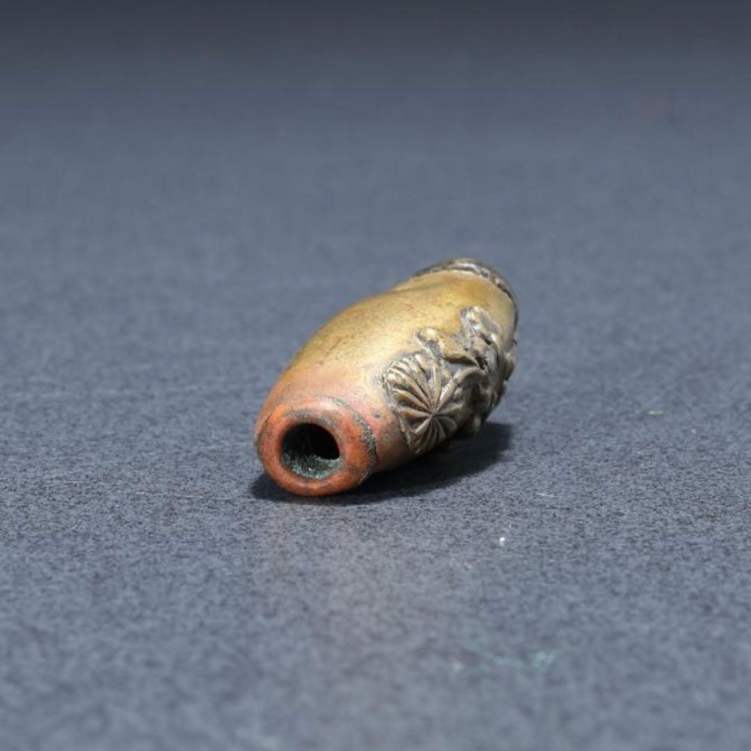 緒締め玉　菊水　提げもの　金属　黒　R1646