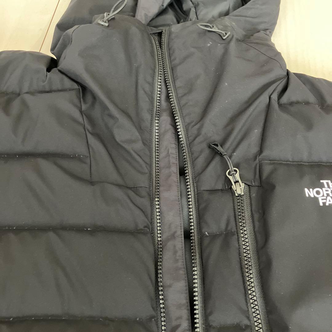 THE NORTH FACE ブラックダウンジャケット