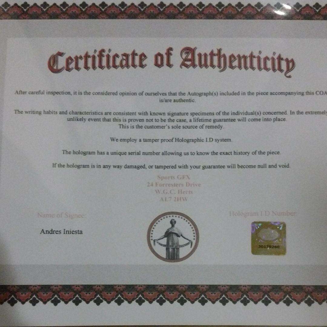 アンドレス・イニエスタ（元スペイン代表）直筆サイン入りフォト　証明書付