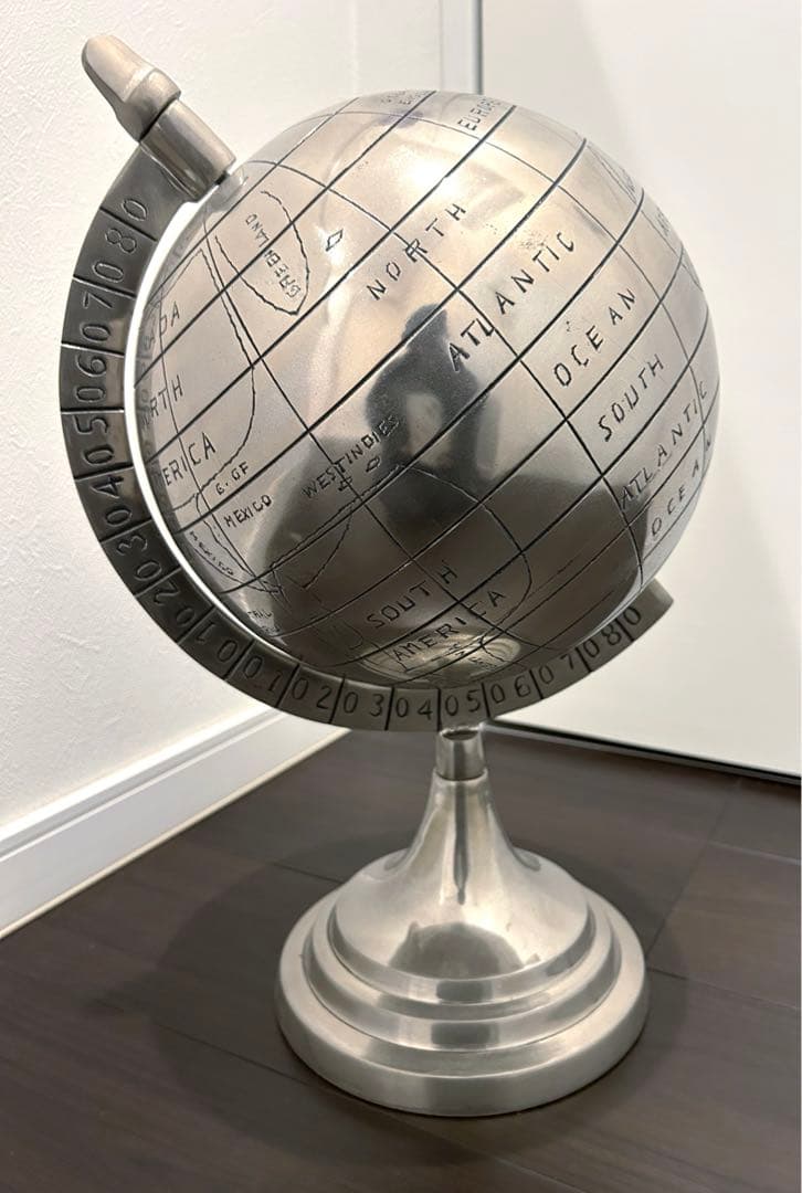大きめ　地球儀　金属製　海外製　アンティーク雑貨