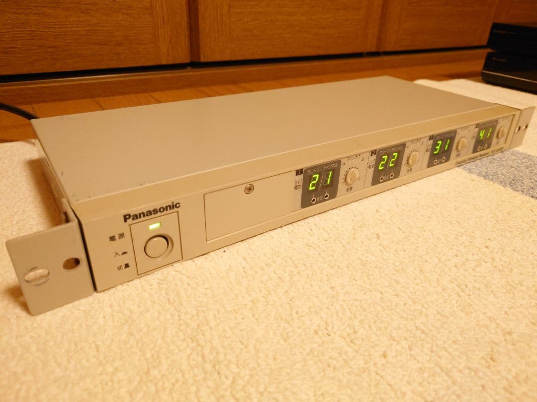 Panasonic ワイヤレスチューナー B帯 800MHz WX-4040B①