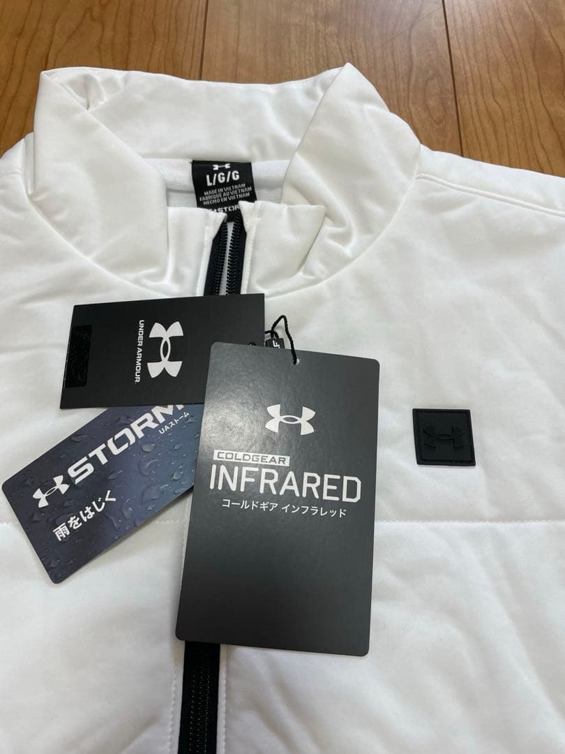 新品未使用 Under Armour アンダーアーマー 防風撥水 中綿ジャケット