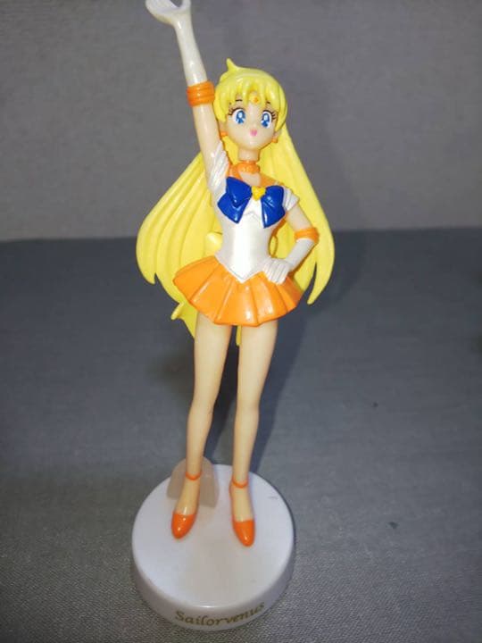 セーラームーンフィギュア