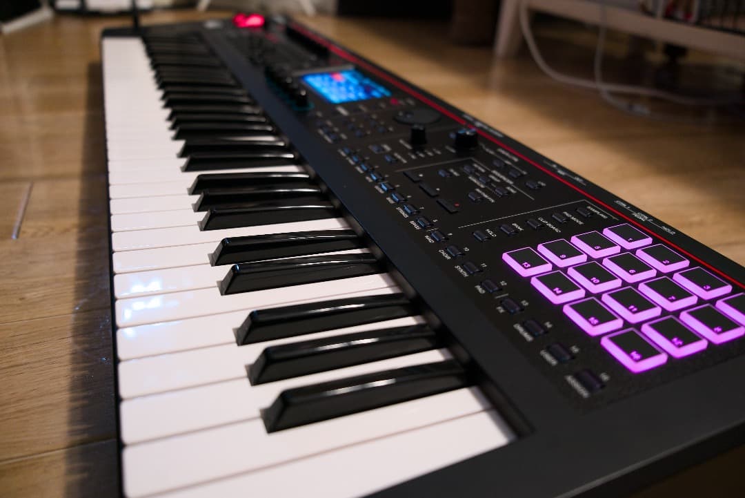 Roland FANTOM-06 シンセサイザー 61鍵