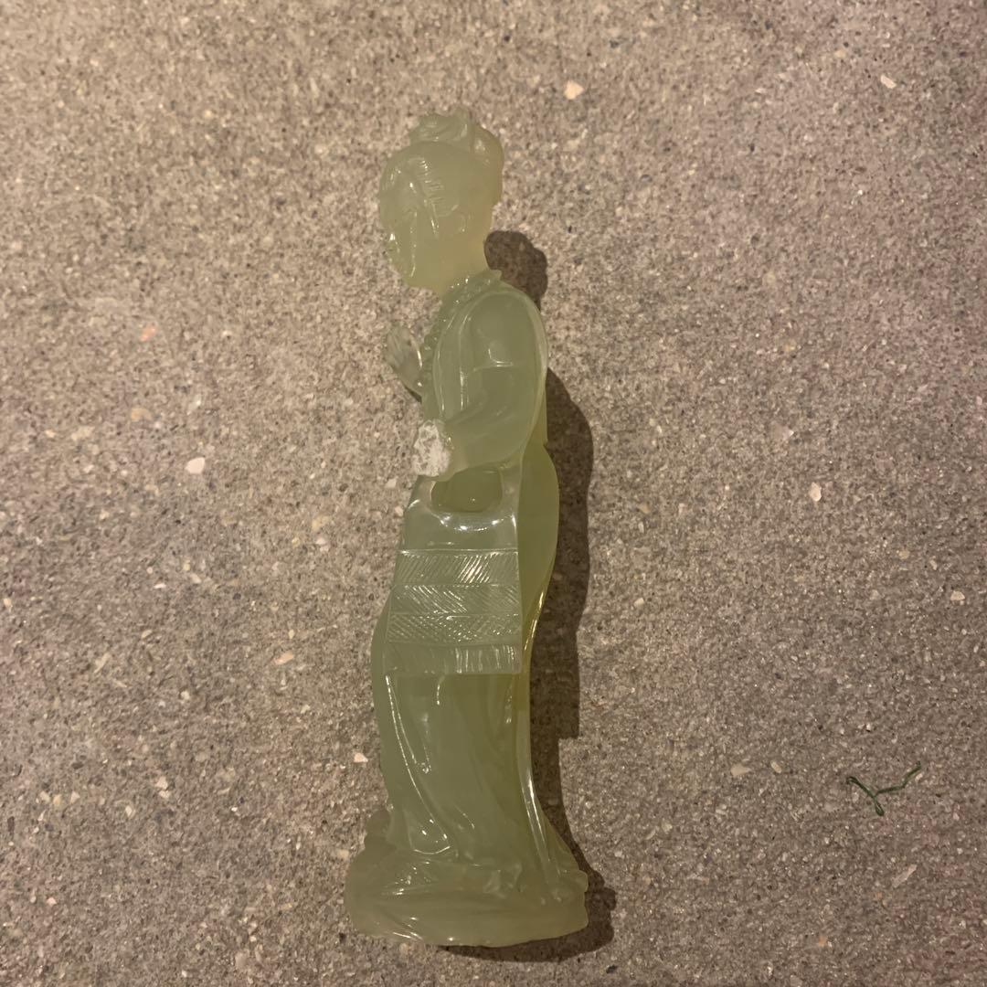 翡翠　女像　中国美術　貴重　アンティーク　ヴィンテージ