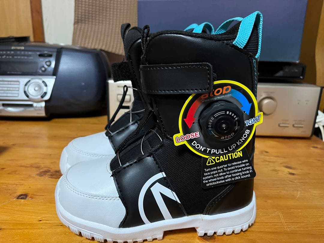 【新品未使用】スノーボードブーツ キッズ　子ども用 19-20cm 送料込み
