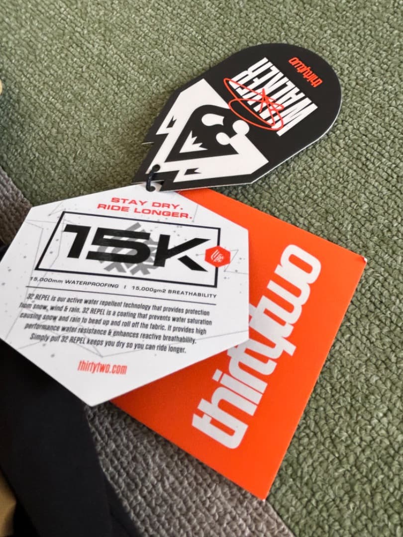 thirtytwoジャケットMサイズ未使用