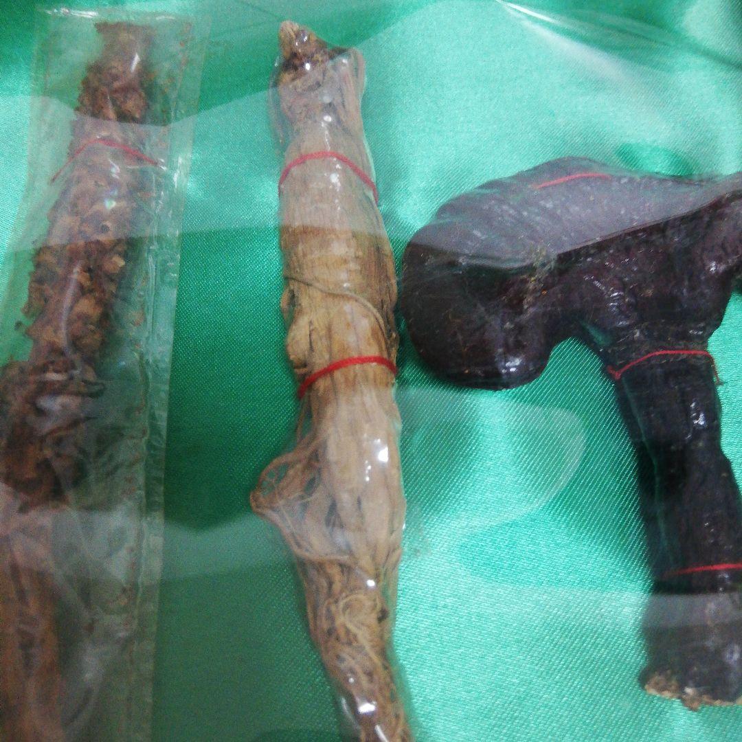 中国朝鮮時代ブロカント観賞用霊芝朝鮮人参等時代木製木箱入コレクション品