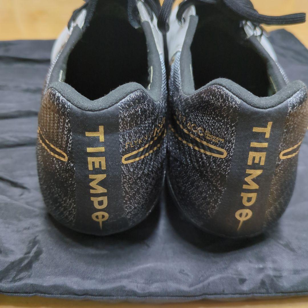 ナイキ ティエンポ Nike Tiempo レジェンド7