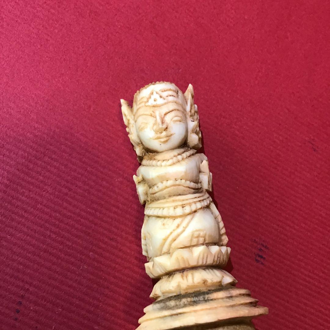 仏彫　根付　日本ホンシュウ鹿角材質　N7