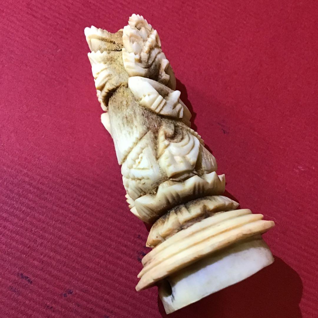 仏彫　根付　日本ホンシュウ鹿角材質　N7