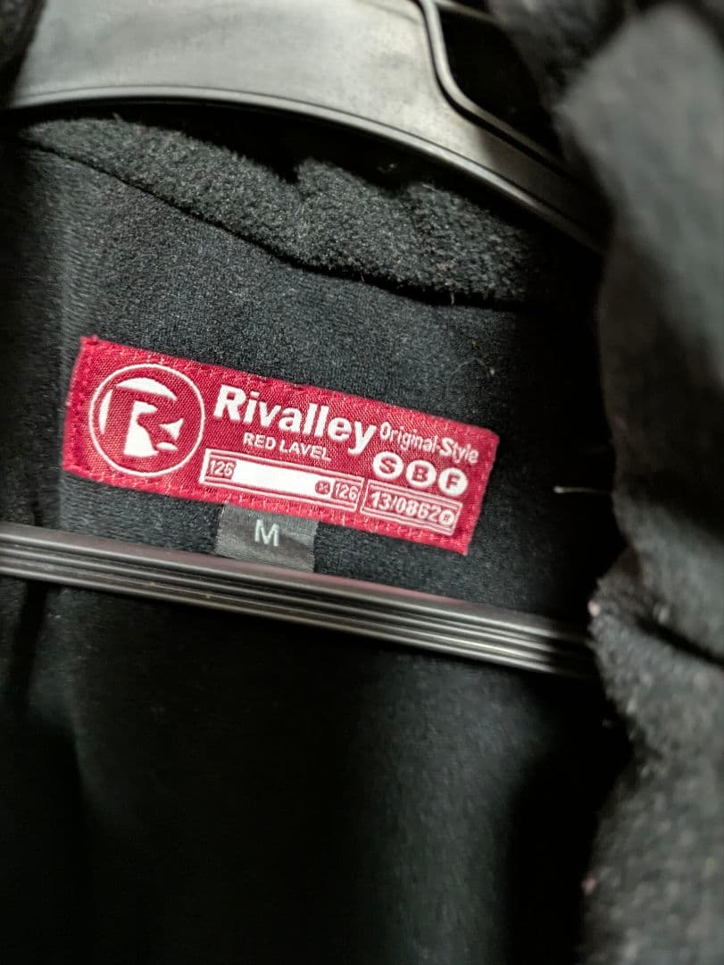 スキーウェア上下　ジュニアサイズ