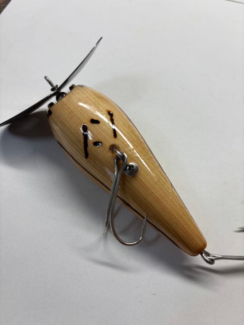 イソノファクトリー　トゥーノイジーToo Noisy 別注限定品