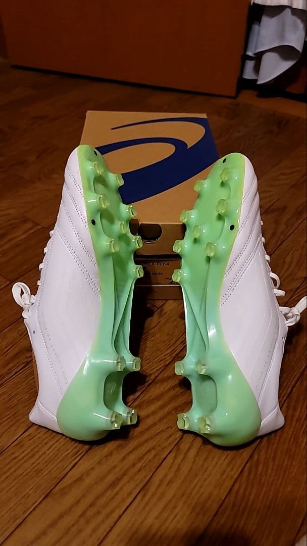 シューズ asics DS LIGHT X-FLY4 WHITE/GREEN 27cm