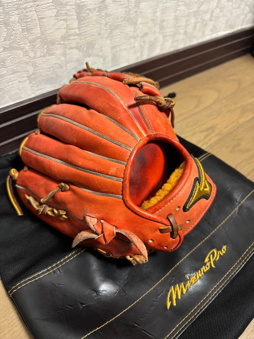 MizunoPro 硬式内野用グローブ　オレンジ　収納袋付き