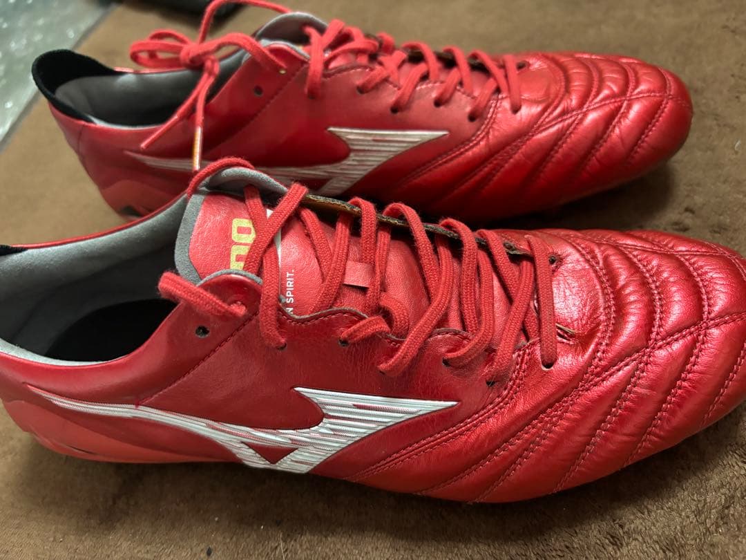 Mizuno Morelia neo4 レッド スパイクシューズ