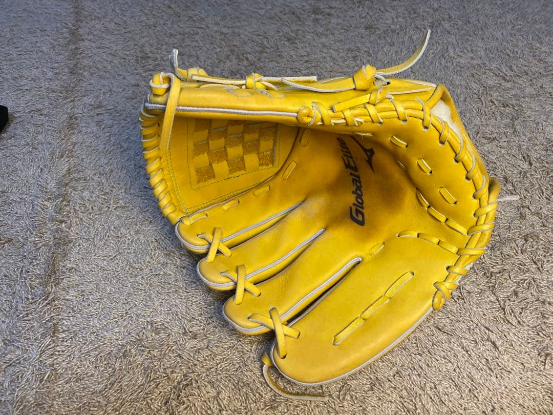 【美品】限定カラー 黄色 ミズノ グローバルエリート 硬式 投手用 左 グローブ