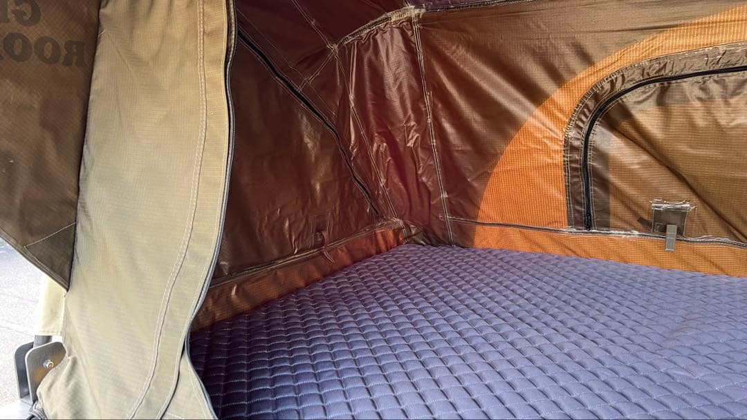 電動　ルーフテント