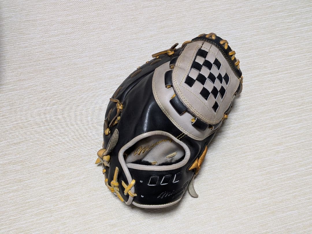 ミズノプロ　波賀ジャパン　店舗別注オーダー中田翔型ファーストミット　化粧箱付き