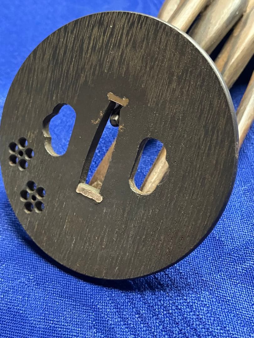 鍔　日本刀　刀　鉄鍔