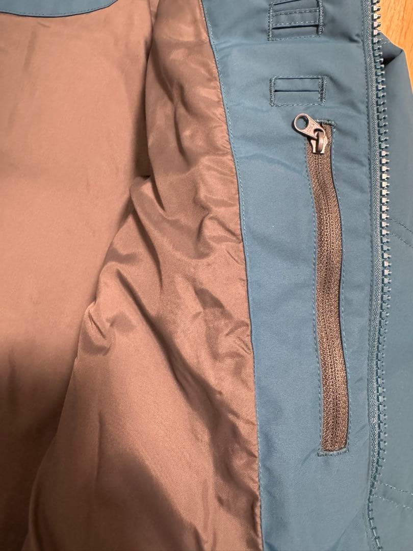 ISBJÖRN イスビョン　スキージャケット