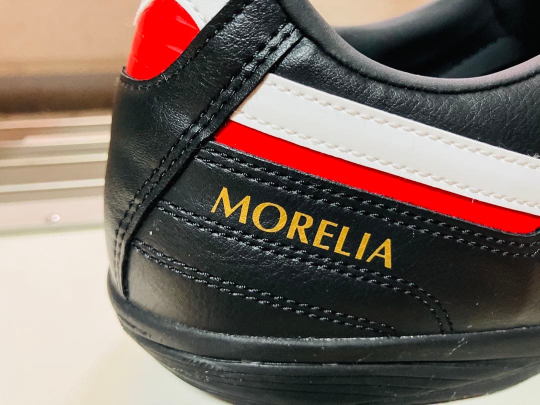 Mizuno Morelia サッカーシューズ ブラック/ホワイト/レッド