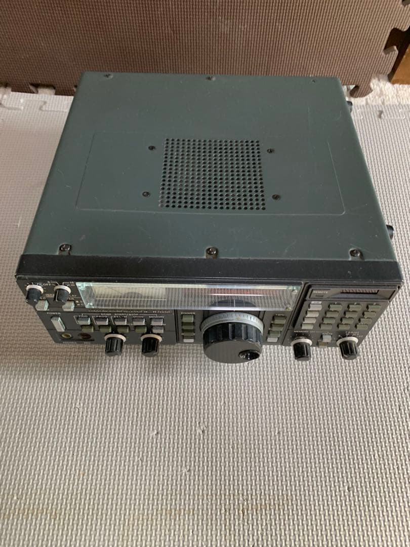 動作未確認　ICOM IC-R7000　 広帯域受信機