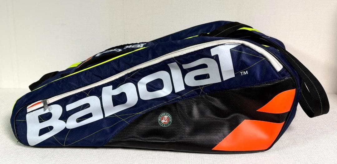 バボラ　カバー　12本収納・YONEX　ラケット　VCORE xi98　2本