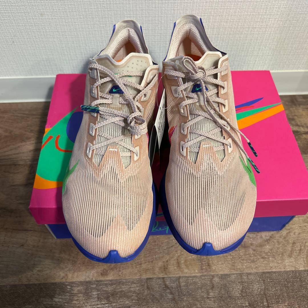 【新品】ナイキ ヴェイパーフライ NEXT% 4 EK 27.5cm