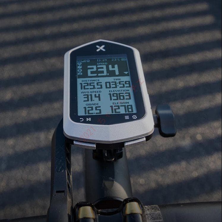 【新品】 GPS ナビ XOSS NAV+ サイクルコンピュータ