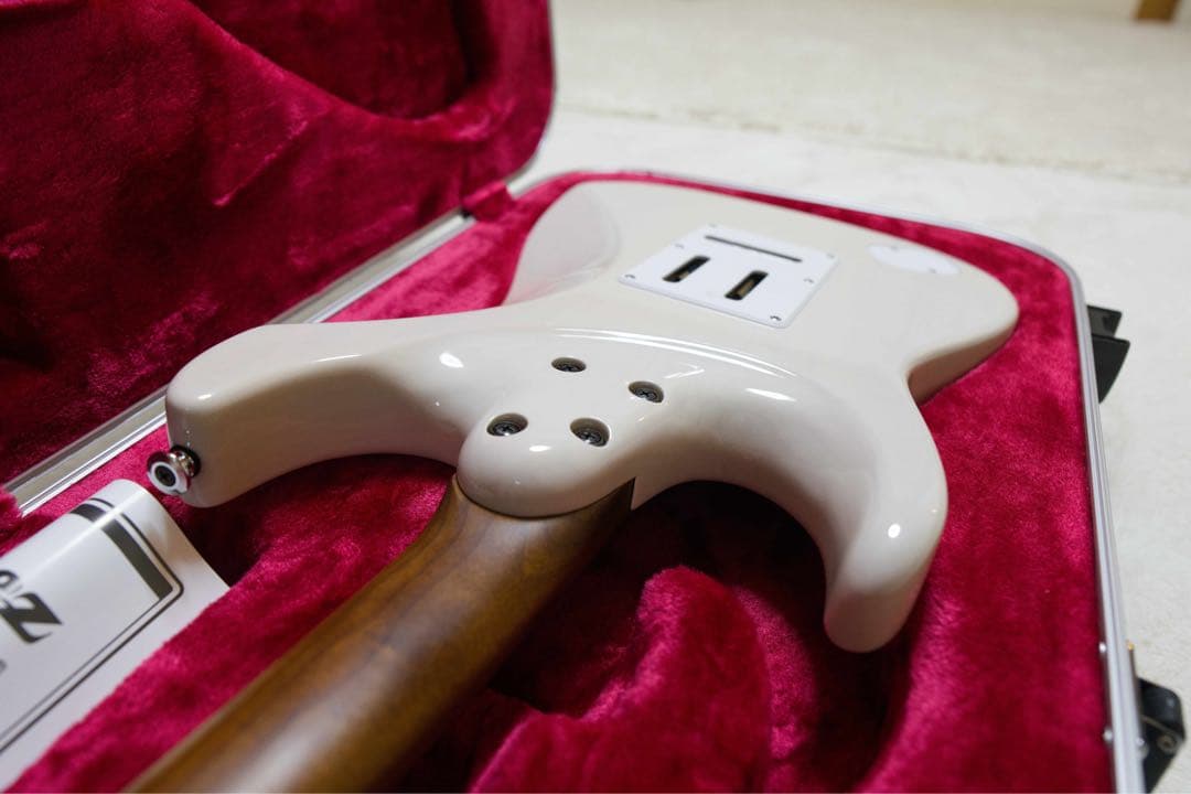 ギター Ibanez Prestige AZ2204N-AWH