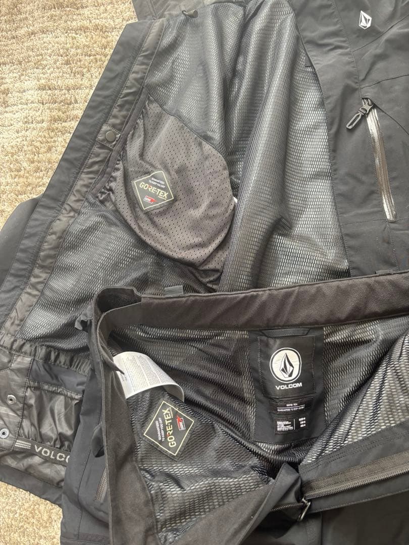 VOLCOM / GORE TEX /  BORD WEAR上下セット