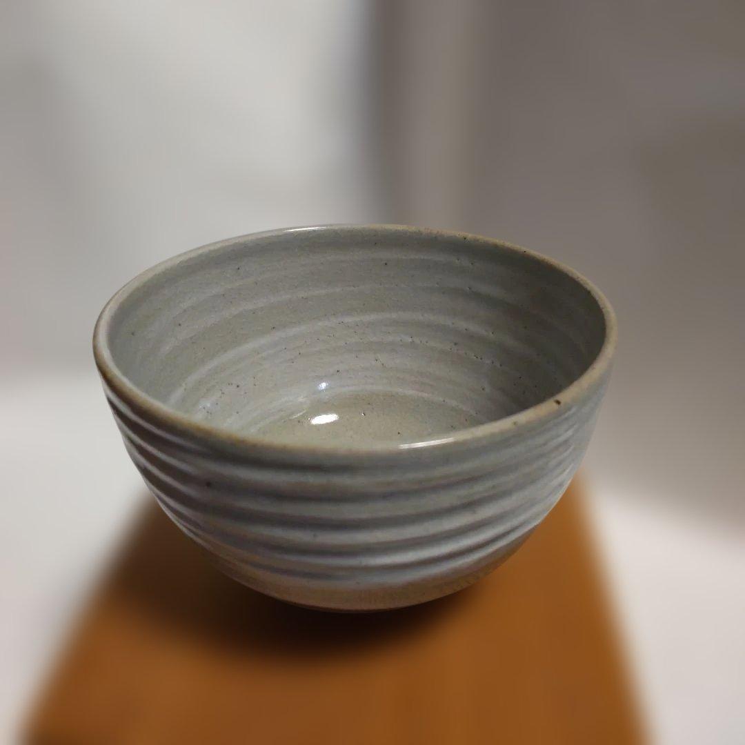 京焼 名工 平安 栄山 作 灰釉 刷毛目菊紋 茶碗 共箱 茶道具 抹茶碗 新品