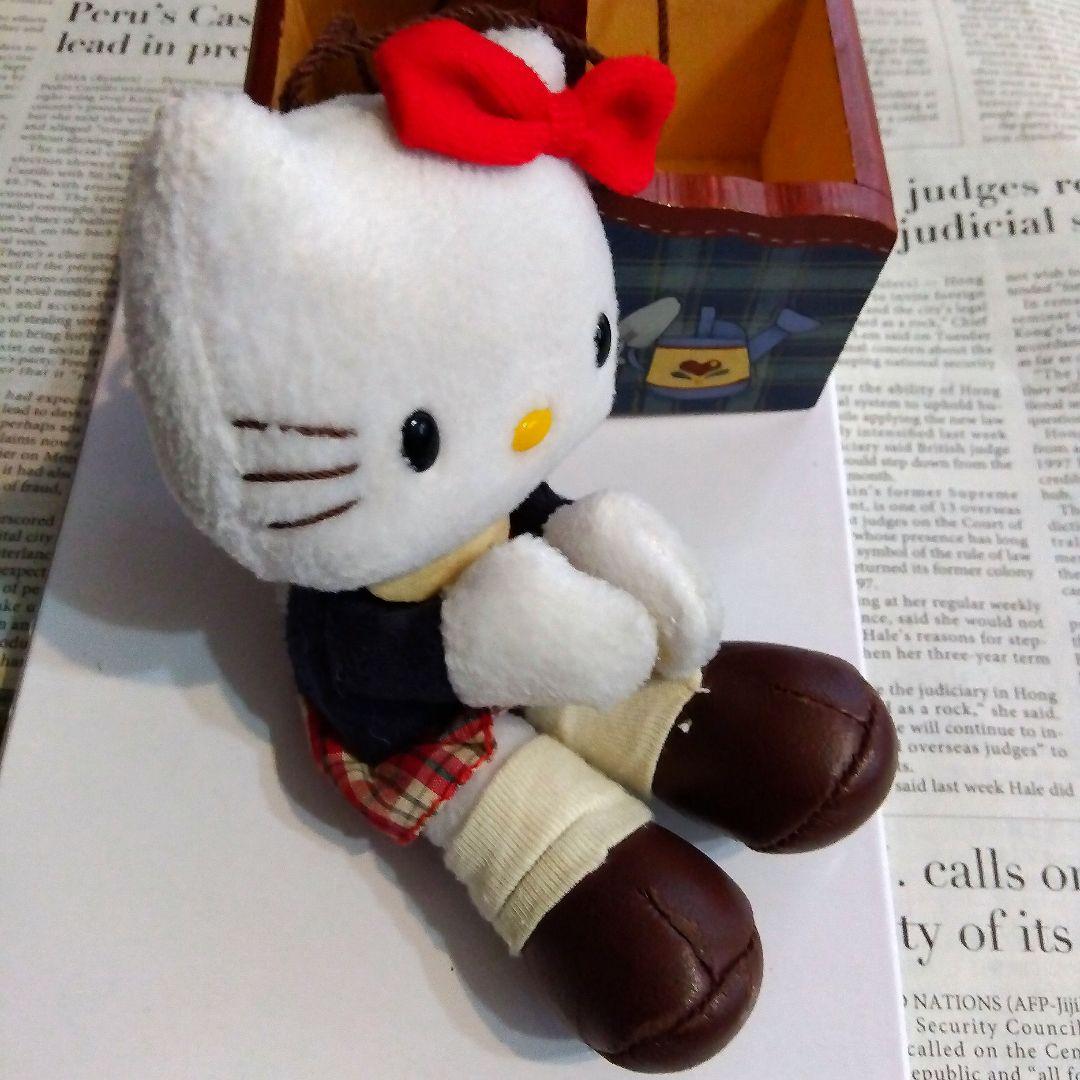 早い者勝ち！3分で売れた　レトロ足長キティ　手がマジックテープ