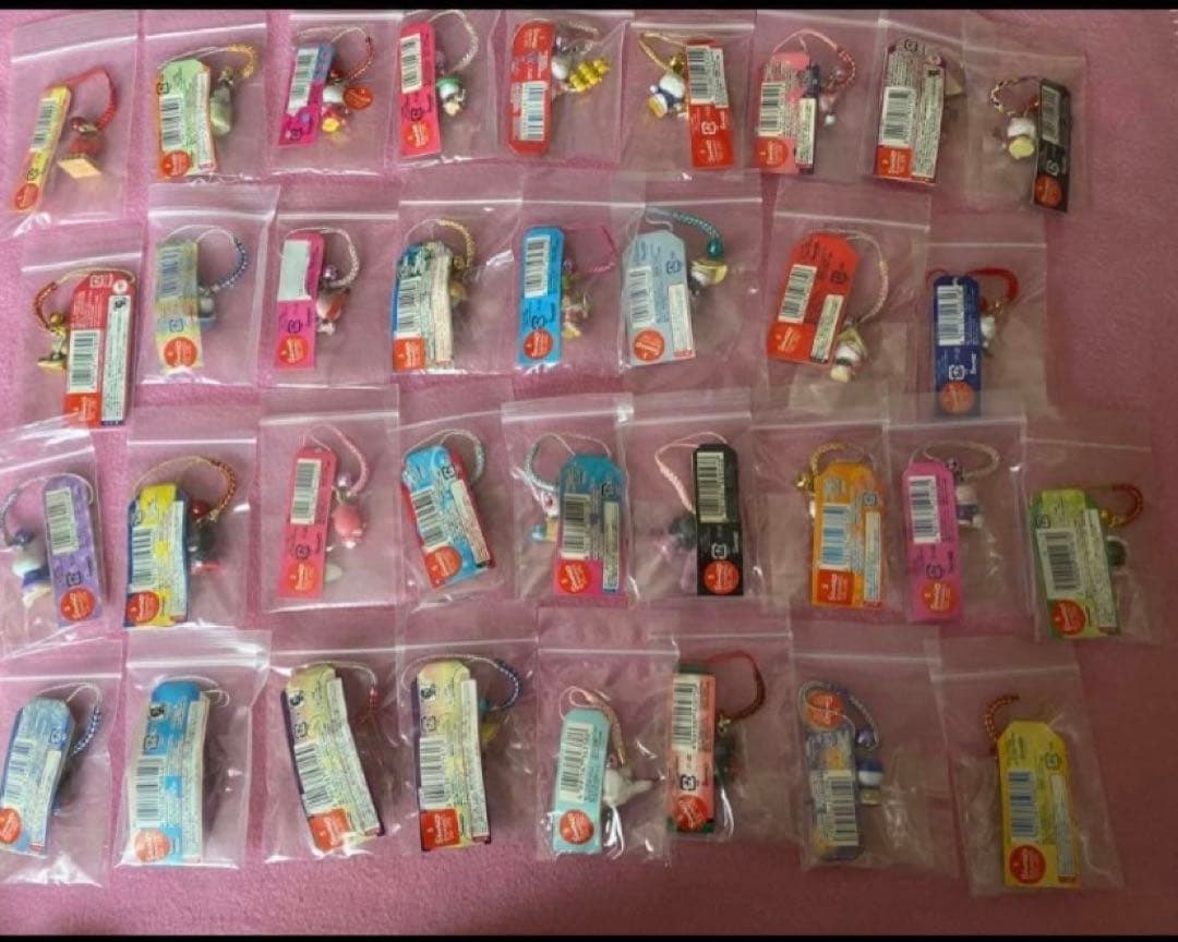 ご当地キティちゃん根付90コセット