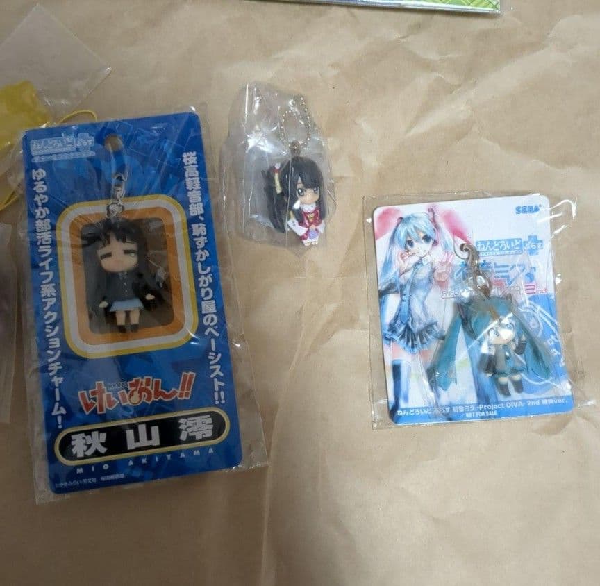 ねんどろいどぷらすチャーム　けいおん　けいおん　グッズ　K-ON! Goods