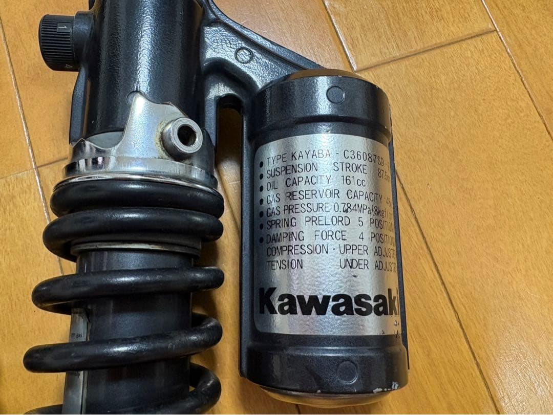 【中古】ゼファー1100 純正リアサスペンション 取り付け工具付き