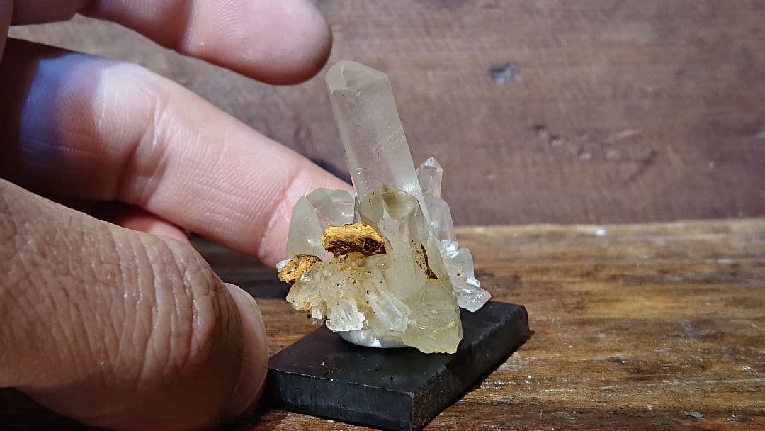 国産水晶のクラスター 希少品 美品