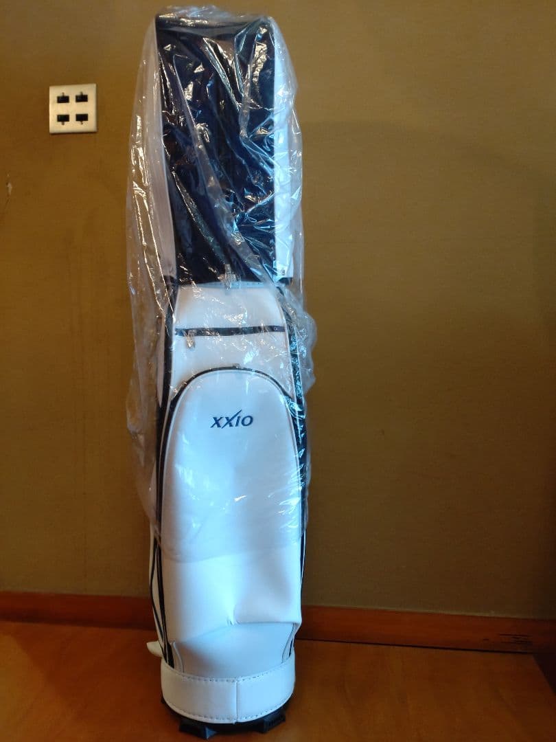 2019年未使用ゼクシオ　xxioゴルフバック