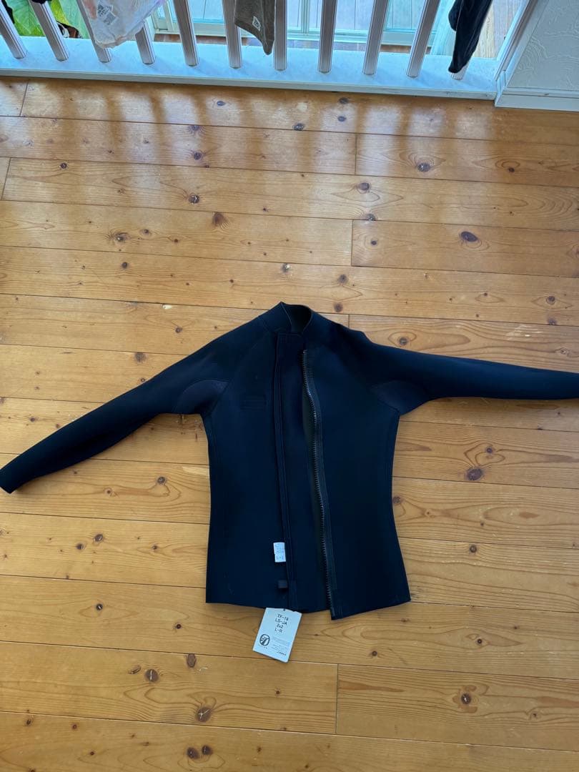 RINCON タッパー フルジップ　Ｌ－Ｒ