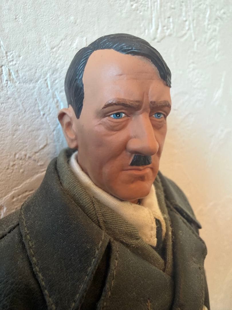 ヒトラー　1/6フィギュア　コートバージョン　IN THE PAST TOYS
