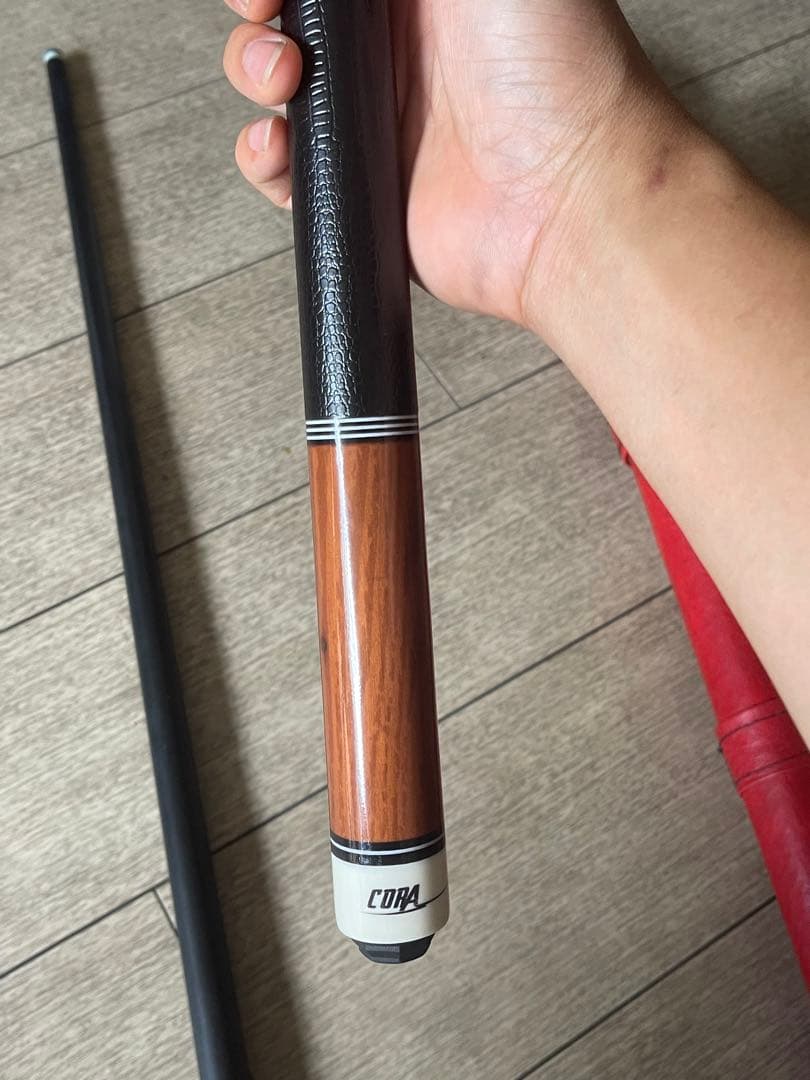 ビリヤードキューカーボン