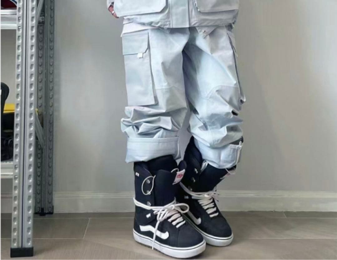 【新品未使用】スノーボードウェア　上下セット