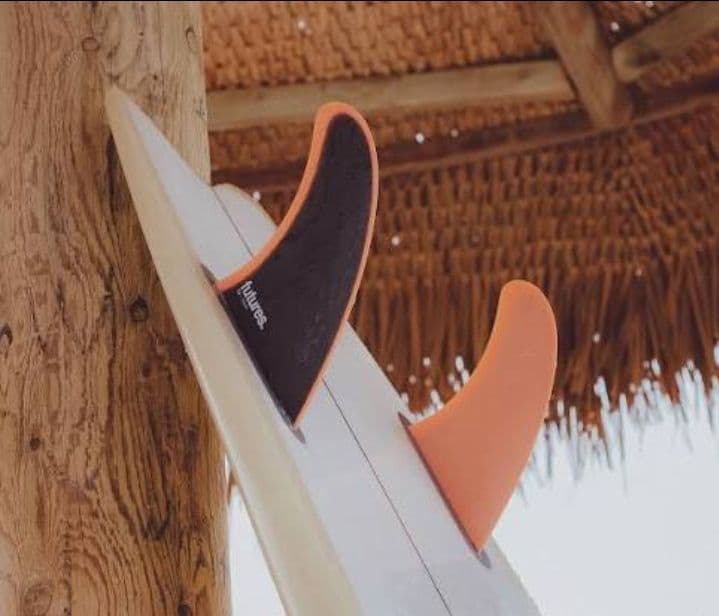 新品　サーフィン　T2 ツインフィン