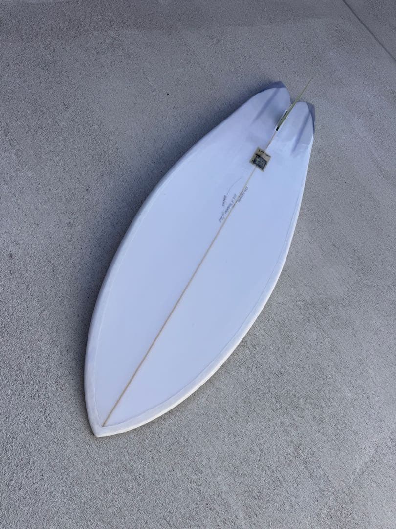 配送無料　xenosurfboard シングルフィッシュ