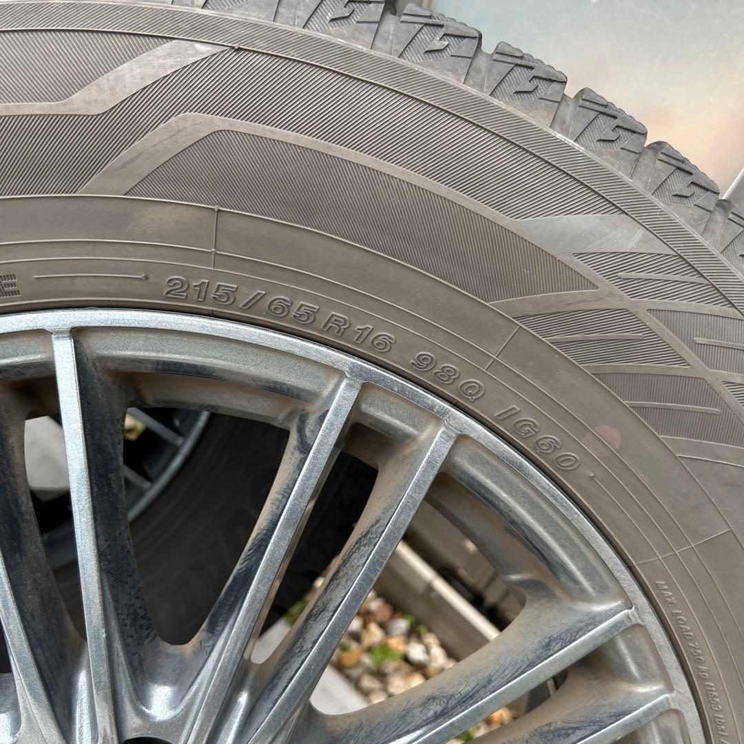 トヨタ　アルファード　30系　スタッドレス　タイヤ　冬用タイヤ