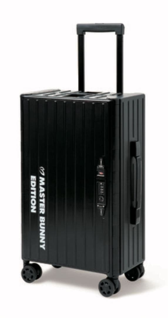 「MASTER BUNNY EDITION」から折りたためるキャリーケース